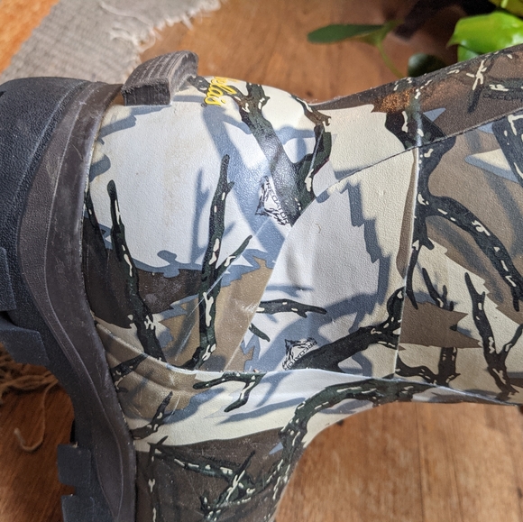 Cabela's predator deception boots - Picture 9 of 12